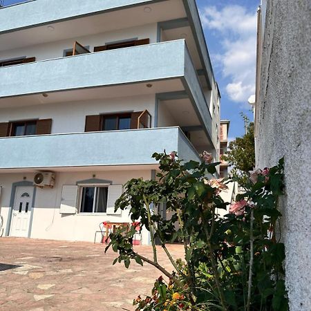 Kenza Apartments Sarandë Eksteriør billede