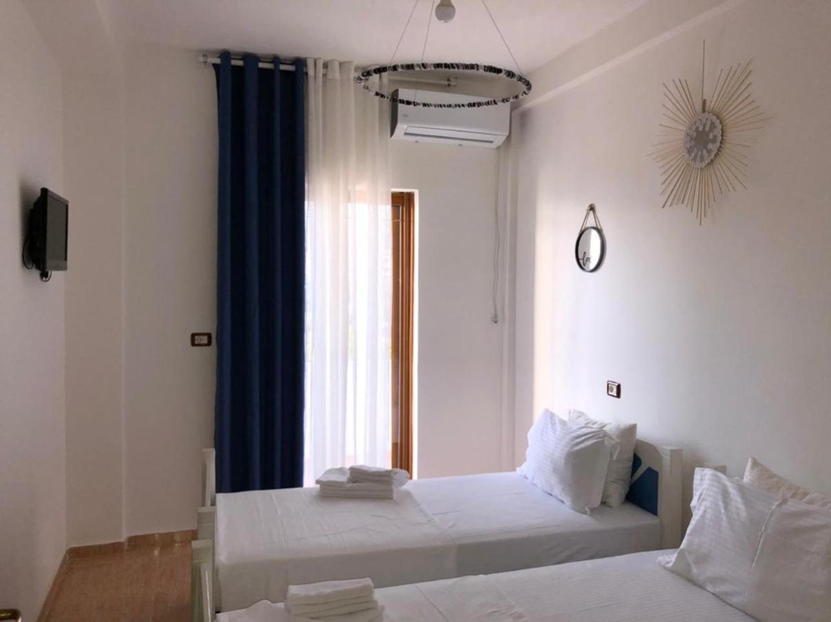 Kenza Apartments Sarandë Værelse billede
