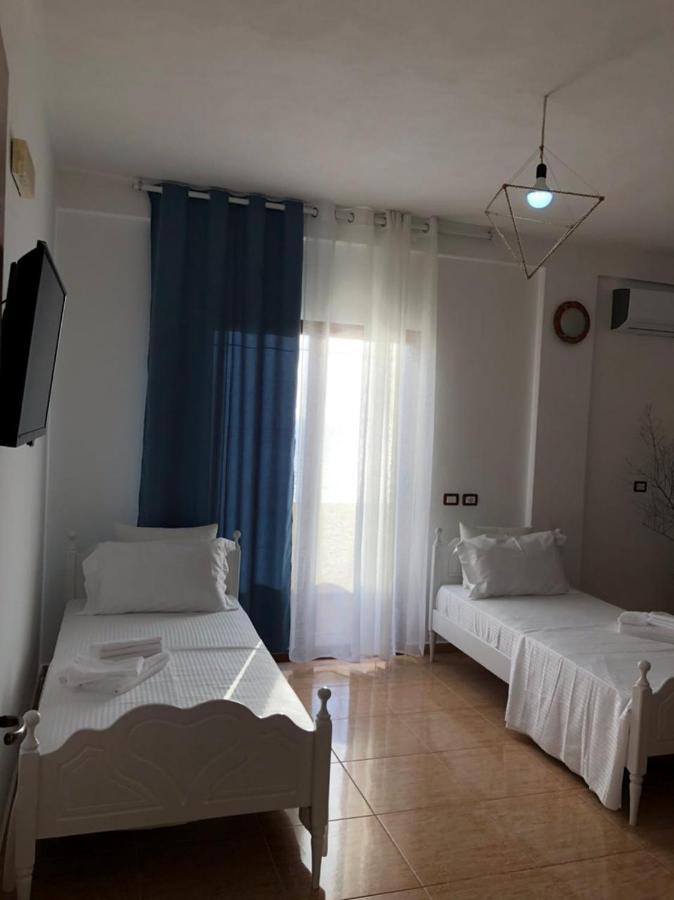 Kenza Apartments Sarandë Værelse billede