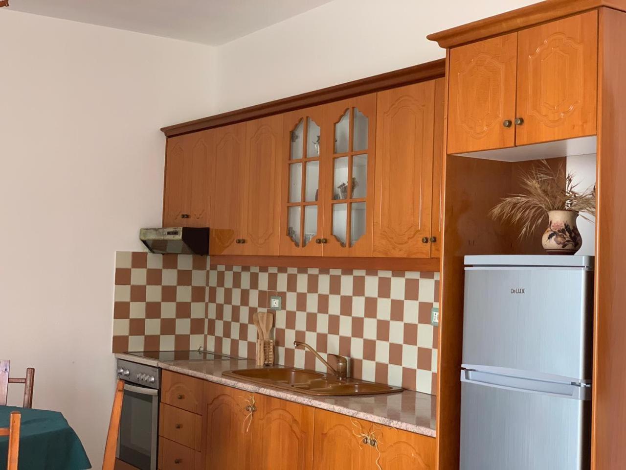 Kenza Apartments Sarandë Værelse billede