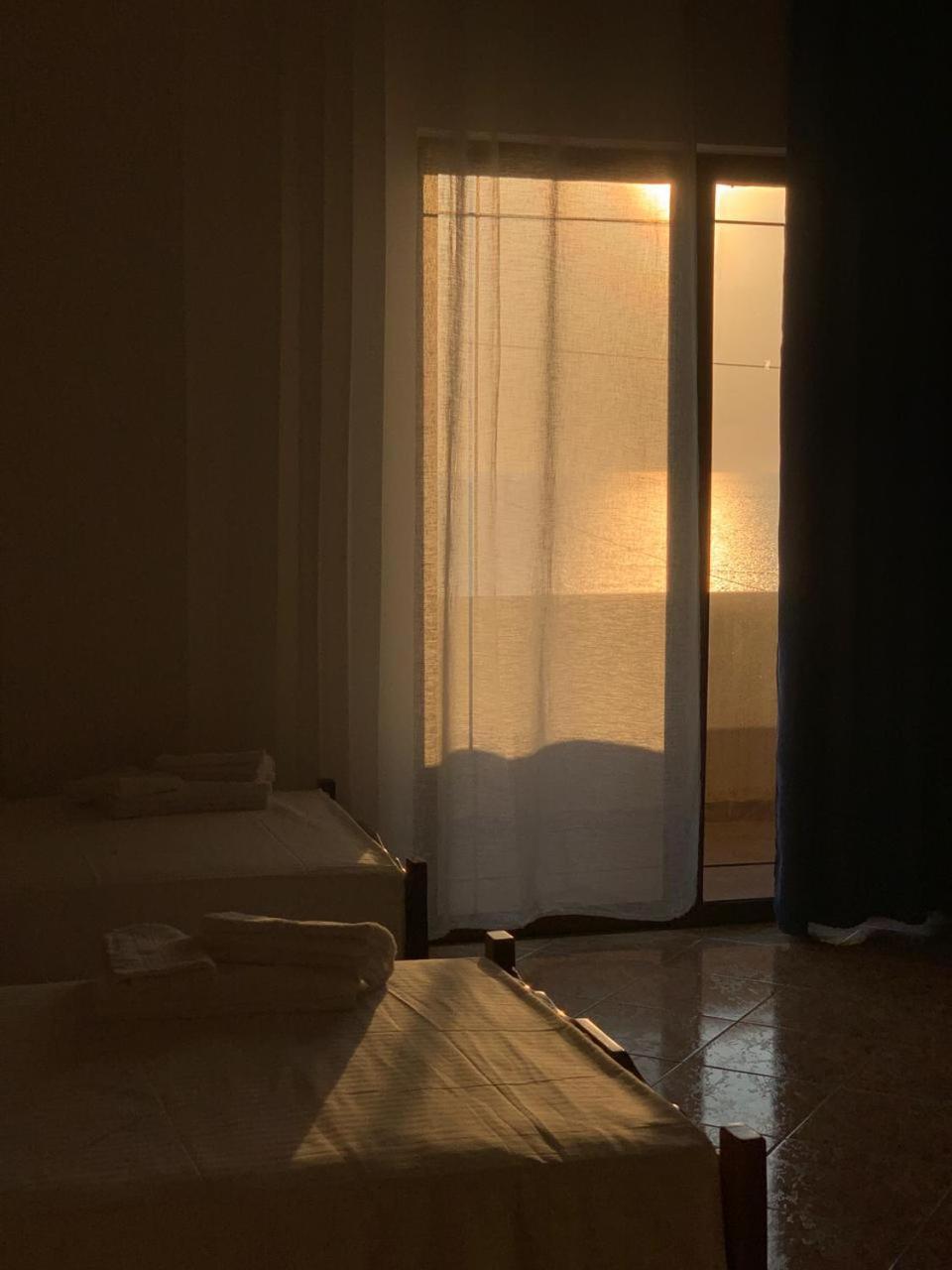 Kenza Apartments Sarandë Værelse billede