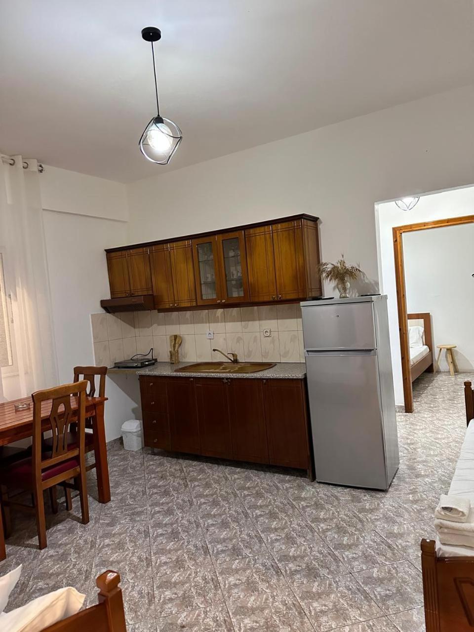 Kenza Apartments Sarandë Eksteriør billede