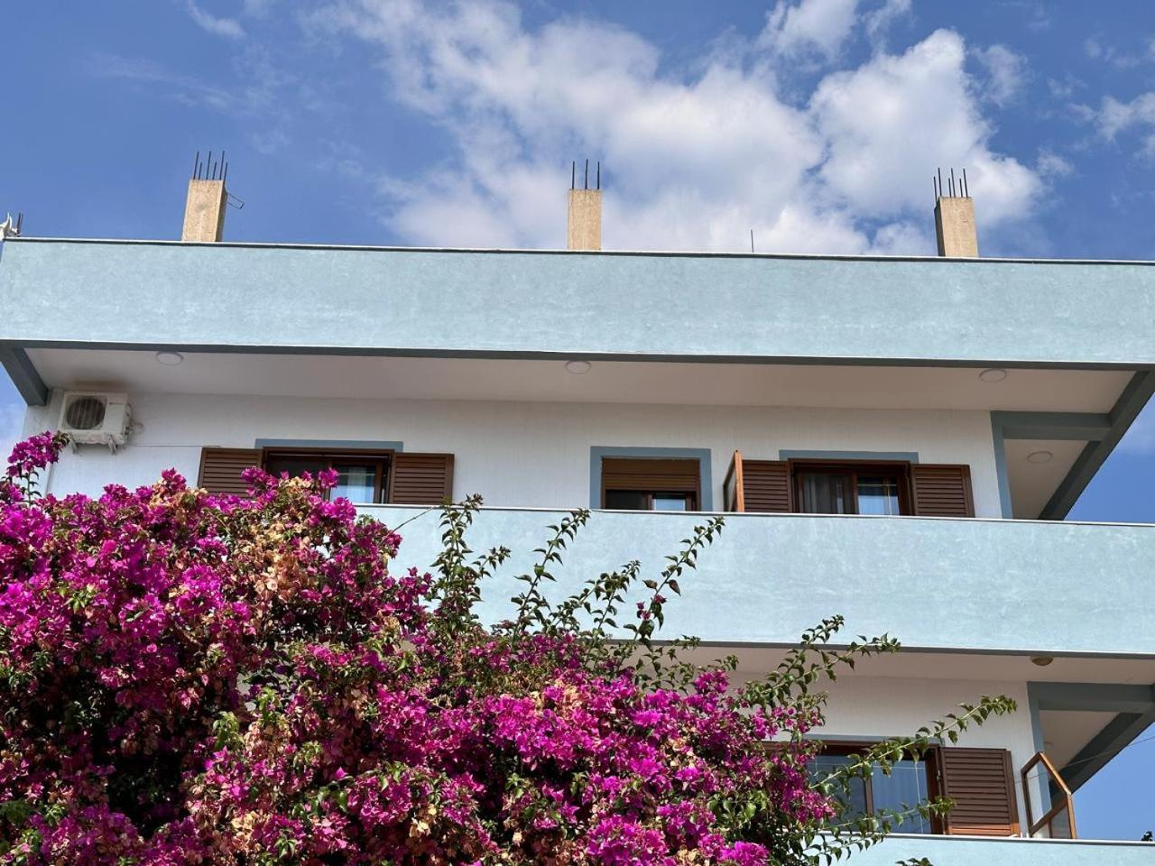 Kenza Apartments Sarandë Eksteriør billede