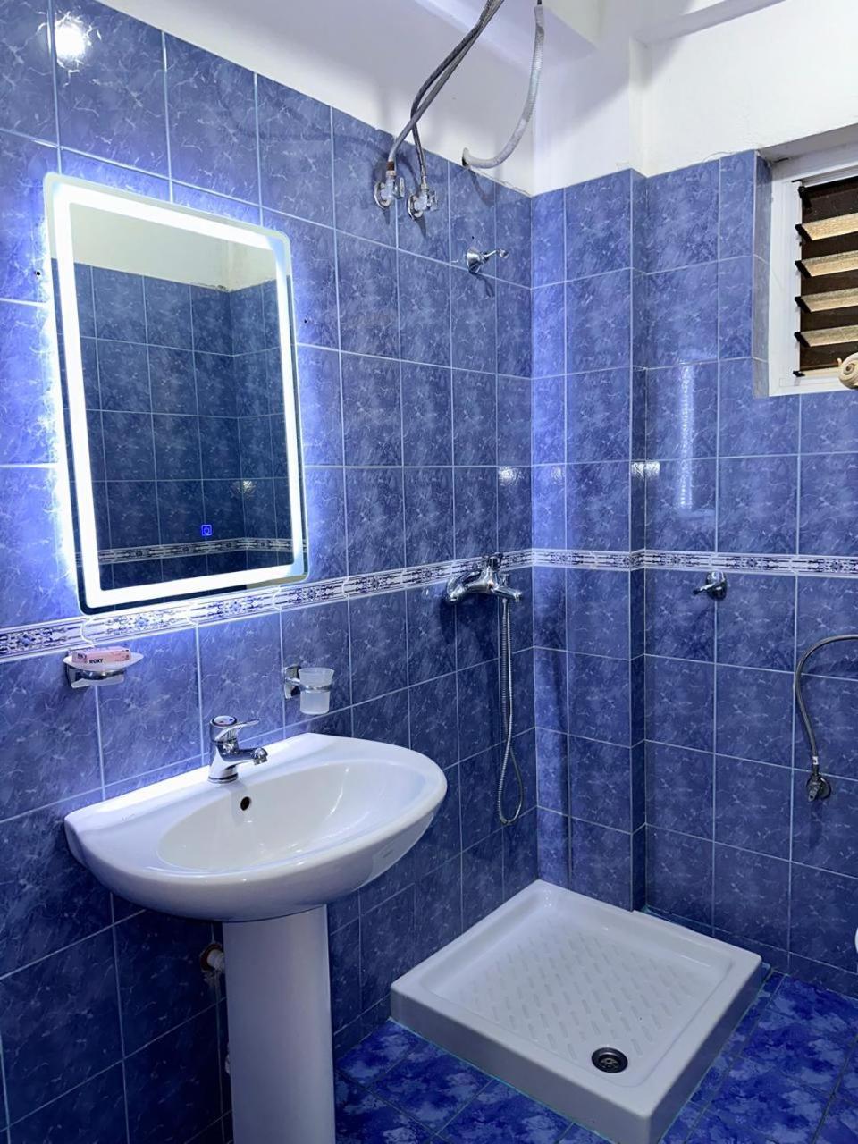 Kenza Apartments Sarandë Eksteriør billede