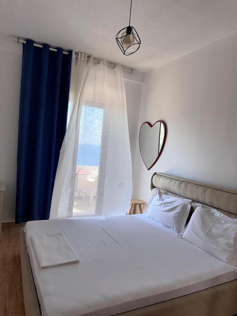 Kenza Apartments Sarandë Eksteriør billede